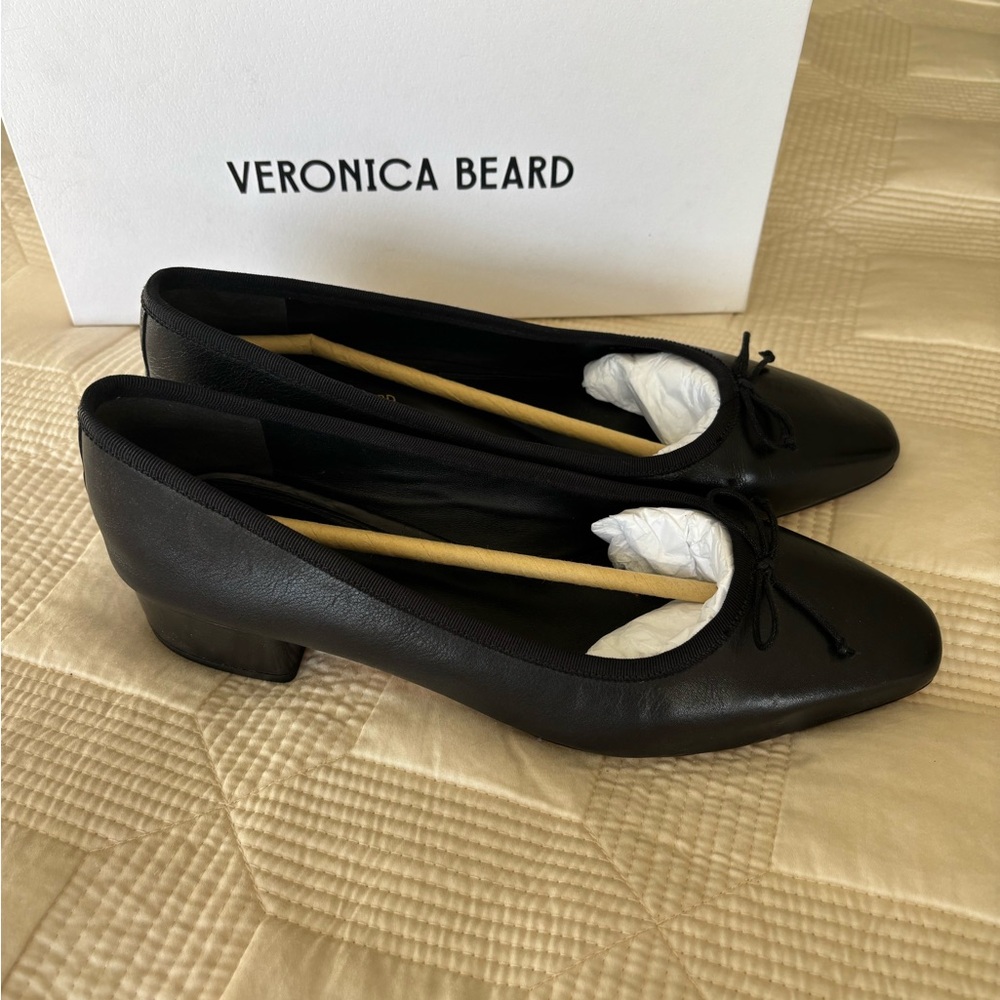 Veronica Beard Black Flats